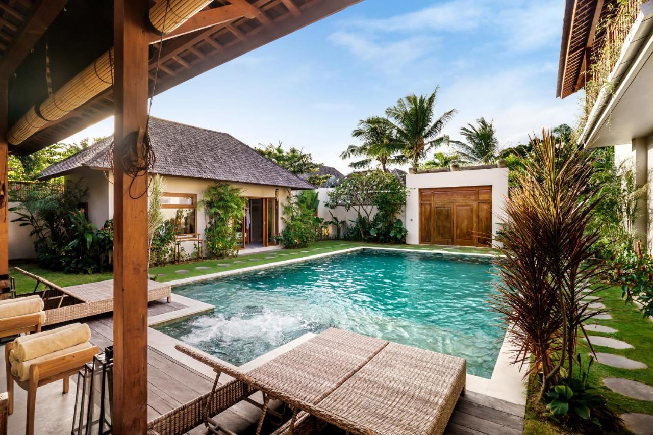 Villa Nabi Seminyak Esterno foto